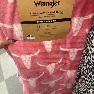 Wrangler Pink Ultra Plush Throw